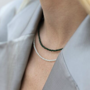 Ellen Beekmans – Fijn Kettinkje – Edelsteentjes Fel Groen