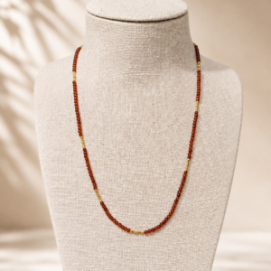 Ibu Jewels – Ketting Liv – Brown Garnet