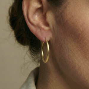 Alternative view of Camps & Camps – Oorbel Small Oval – Goud Mat