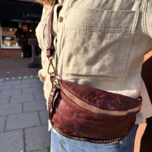 Campomaggi – Leren Heuptasje “MICHELA” met studs – Wine / Burgundy - Afbeelding 3