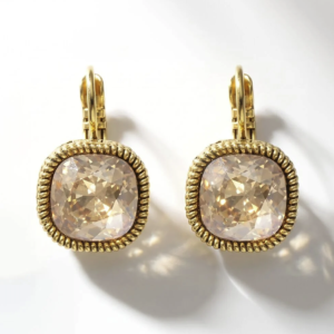 Camps & Camps – Vierkante Oorbel Golden Shadow – Swarovski, Goud